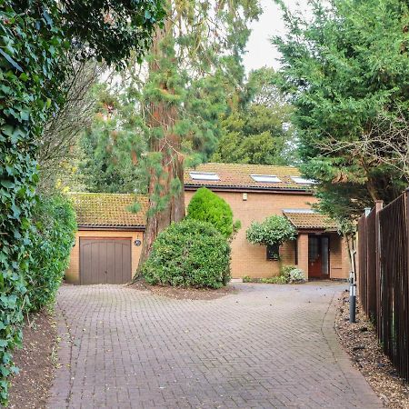 Amberleigh Villa Oakham Exterior photo