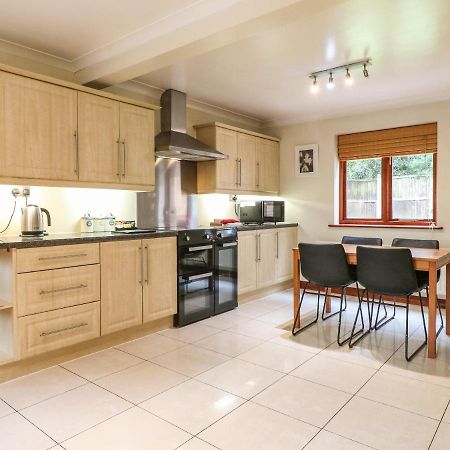 Amberleigh Villa Oakham Exterior photo