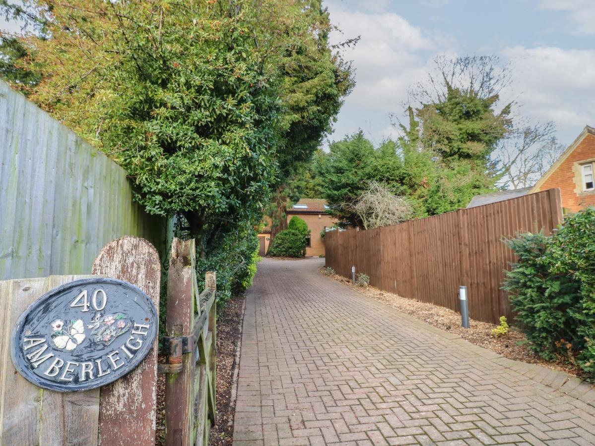 Amberleigh Villa Oakham Exterior photo