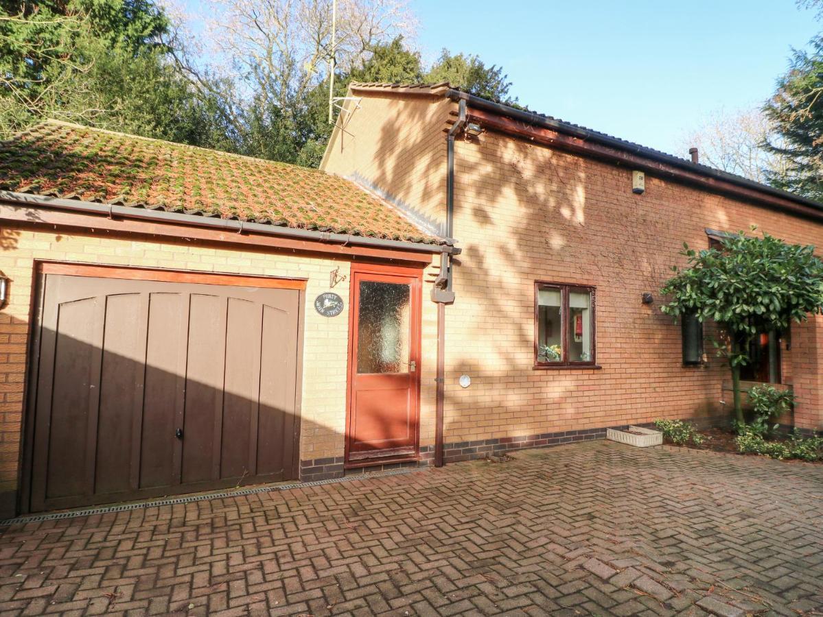 Amberleigh Villa Oakham Exterior photo