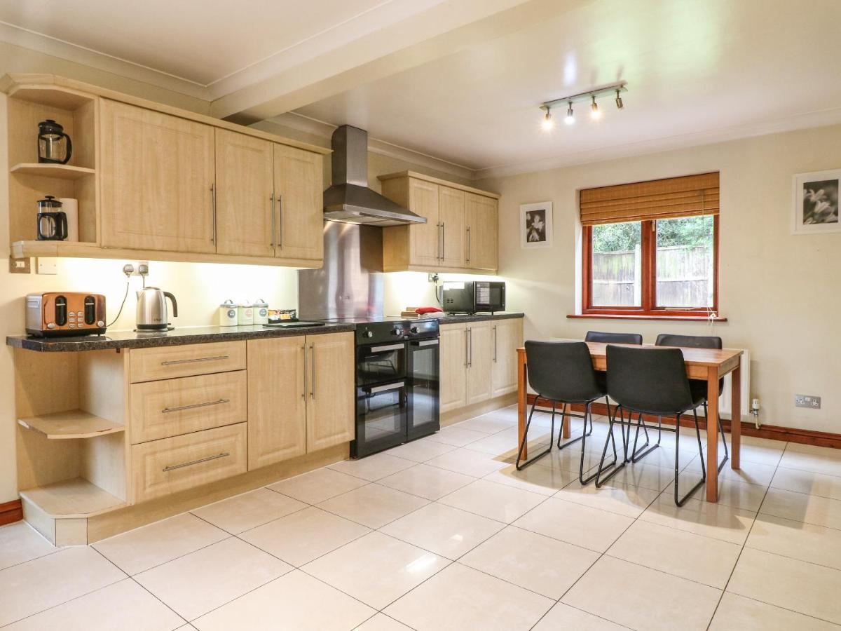 Amberleigh Villa Oakham Exterior photo